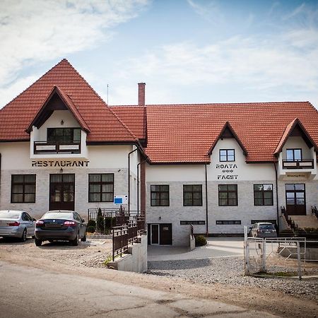 Roata Faget Inn Клуж-Напока Экстерьер фото