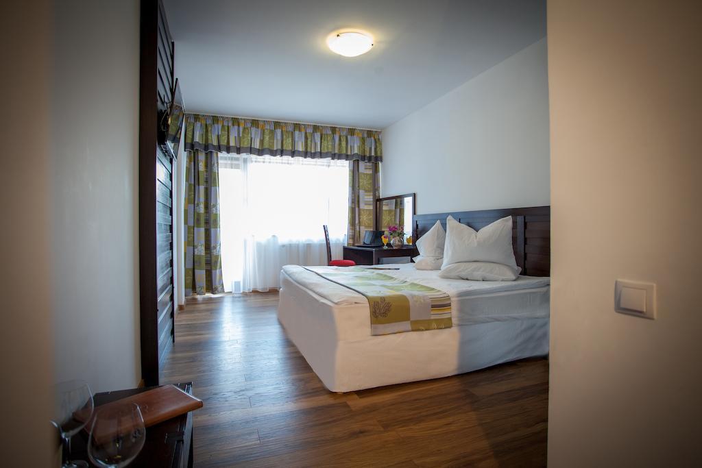 Roata Faget Inn Клуж-Напока Номер фото
